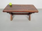 Vintage Brutalist massief eiken bijzettafel 1920 Frankrijk, Gebruikt, 50 tot 100 cm, Eikenhout, Ophalen of Verzenden