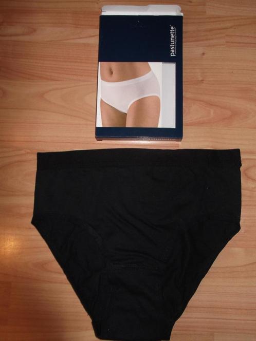 UITVERKOOP slip midi van PASTUNETTE nieuw, Kleding | Dames, Ondergoed en Lingerie, Slip, Zwart, Ophalen