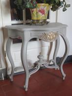 Antieke halfronde beige houten sidetable haltafel, Ophalen