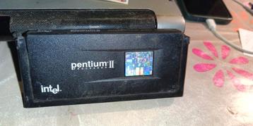 Intel SL2YM 400/512Mhz Pentium II Processor beschikbaar voor biedingen
