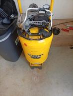 Stanley compressor kapotte zuiger, Doe-het-zelf en Verbouw, Compressors, Ophalen, 6 tot 10 bar, Minder dan 200 liter/min, 25 tot 100 liter