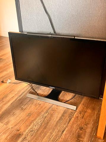 4K Monitor samung beschikbaar voor biedingen