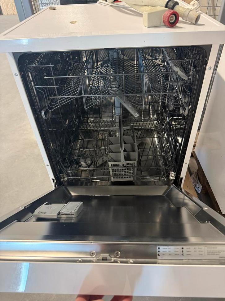 Witte Vaatwasser - Inventum Service, Witgoed en Apparatuur, Vaatwasmachines, Gebruikt, Inbouw, 85 tot 90 cm, 60 cm of meer, 10 tot 14 liter