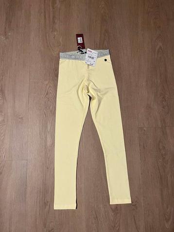 Legging licht geel maat 128 / 134 nieuw met kaartje  beschikbaar voor biedingen