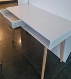 Klein bureau, Huis en Inrichting, Ophalen, Zo goed als nieuw