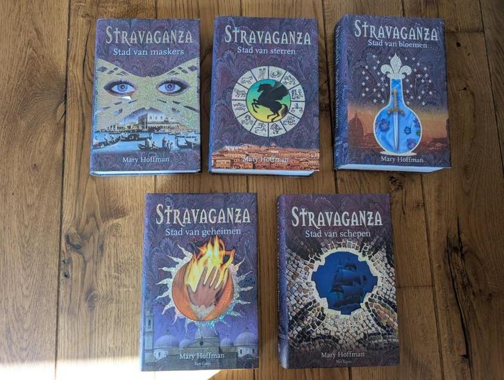 Stravaganza van Mary Hoffmann - 3 delen, Boeken, Fantasy, Gelezen, Ophalen of Verzenden