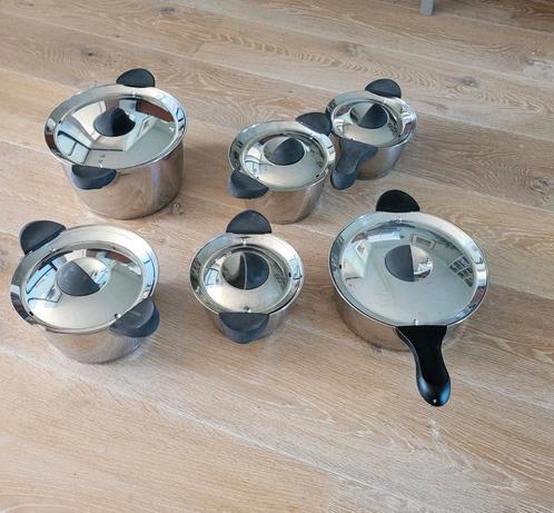 BK Q-LINAIR pannenset 6 delig voor gas, Huis en Inrichting, Keuken | Potten en Pannen, Gebruikt, Pannenset, Rvs, Ophalen of Verzenden