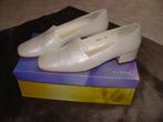 Ivoren trouwschoenen maat 6 (40), Kleding | Dames, Ophalen, Zo goed als nieuw, Schoenen
