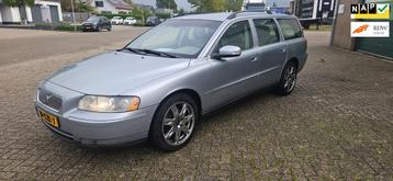 Volvo V70 2.4D D5 Momentum NAVI/CLIMA/NWE. APK:10-2025 beschikbaar voor biedingen