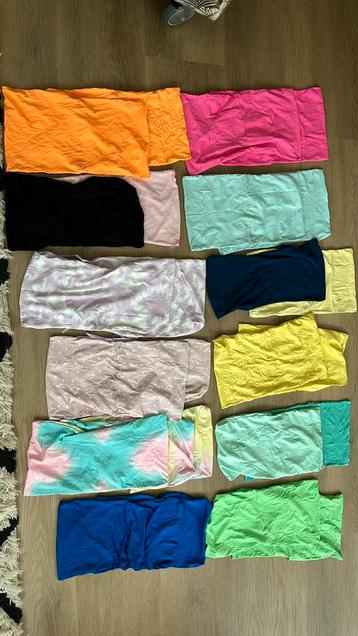 Rekbare kaften voor schoolboeken van de Hema , gratis, 25 st beschikbaar voor biedingen