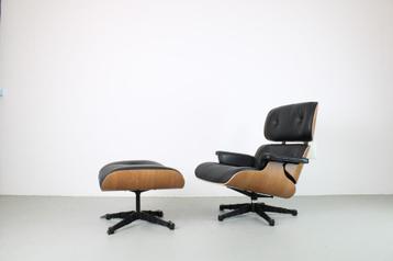 Vitra Eames Lounge Chair met Ottoman, Kersen, XL