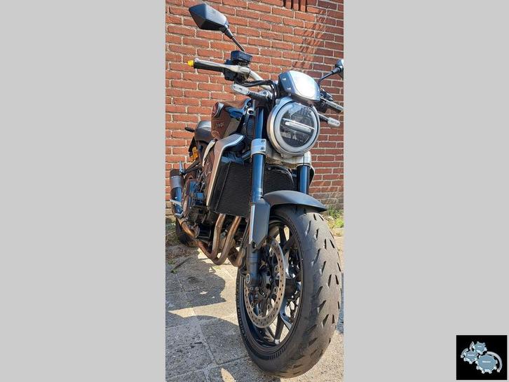 HONDA CB 1000 R (bj 2019)  ((( Öhlins )))  ((( Akrapovic )), Motoren, Motoren | Honda, Bedrijf, Naked bike, meer dan 35 kW, 4 cilinders