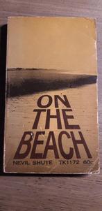 On the beach, Nevil Shute, 1974, Boeken, Gelezen, Algemeen, 1945 tot heden, Ophalen of Verzenden