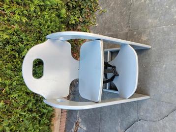 Tiamo Houten kinderstoel beschikbaar voor biedingen