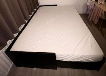 IKEA bedframe incl matras - afbeelding 2