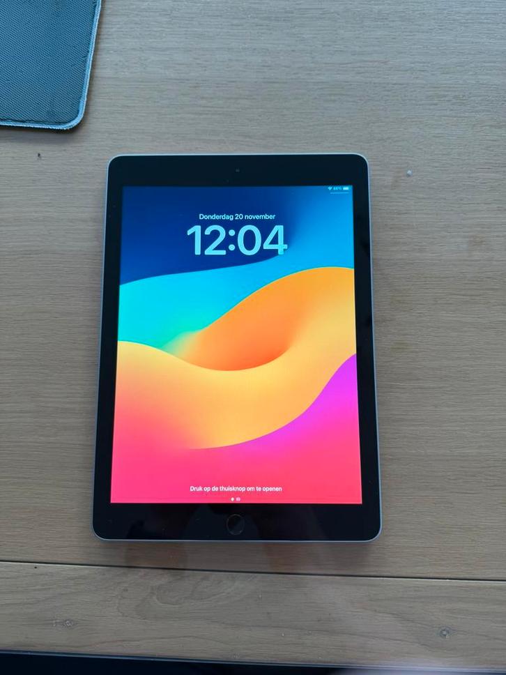 Ipad, Computers en Software, Apple iPads, Zo goed als nieuw, Apple iPad, 10 inch, 32 GB, Ophalen of Verzenden