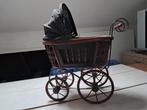 Oude kinderwagen - decoratief, Antiek en Kunst, Ophalen