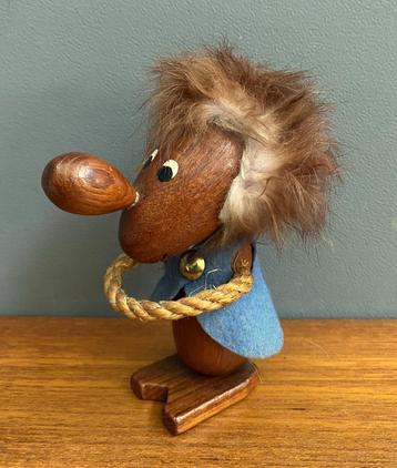 60 jaren DEENS teak poppetje met blauwe jas Hans Bolling  beschikbaar voor biedingen