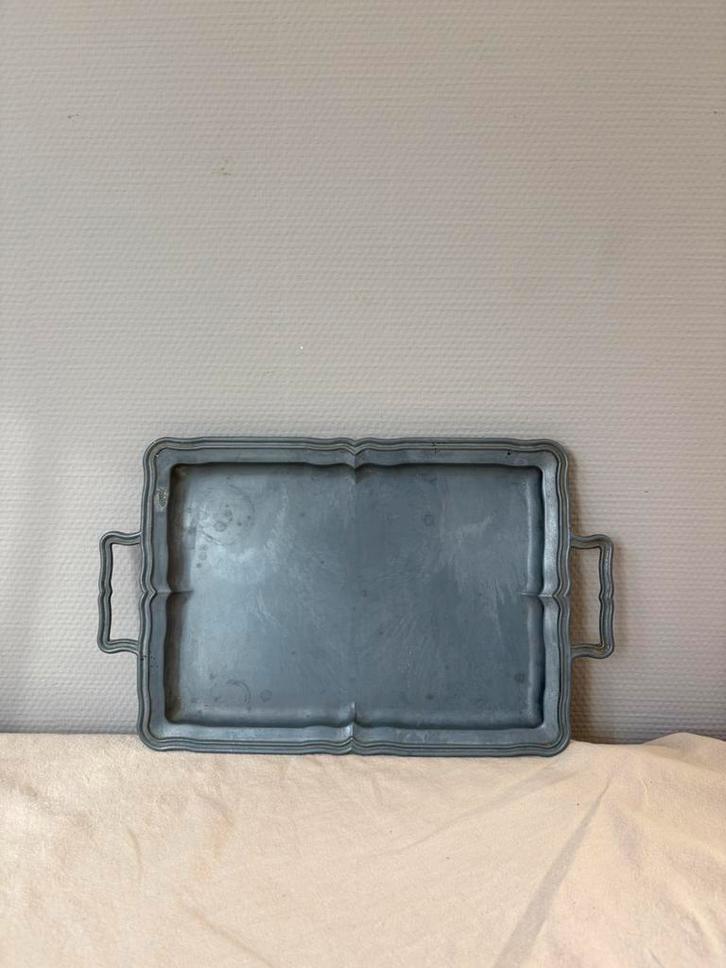 Vintage tinnen dienblad met geschulpte randen l37cm, Huis en Inrichting, Woonaccessoires | Dienbladen, Zo goed als nieuw, Metaal