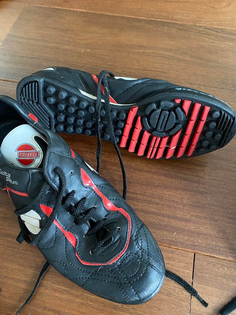 kunstgras schoenen van leer., Ophalen, Gebruikt, Maat XS of kleiner, Schoenen