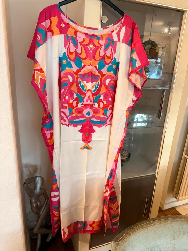 Zomerse Kaftan - Kleurrijk en Comfortabel! Maat 52 nieuw, Kleding | Dames, Grote Maten, Nieuw, Jurk, Wit, Ophalen of Verzenden