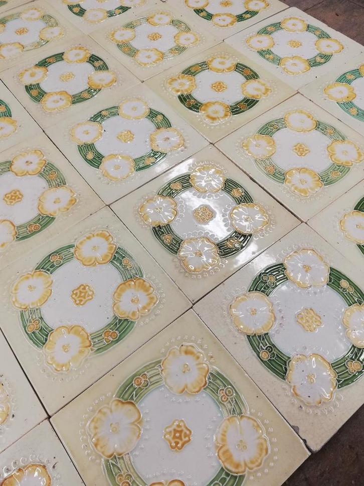 76x92cm art nouveau / jugendstil wandtegels (30+4), Antiek en Kunst, Antiek | Wandborden en Tegels, Ophalen