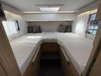 Adria Matrix Plus 670 SL - Familiecamper|Hefbed|lengtebedden, Caravans en Kamperen, Campers, Automaat, Standaard zit, Luifel, Bedrijf