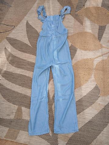 Dunne blauwe tuinbroek / jumpsuit met roezels maat 146/152 beschikbaar voor biedingen