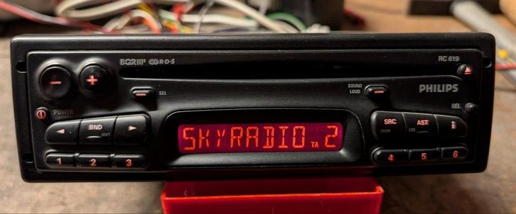 Nieuwstaat: Philips RC 619 in topconditie., Auto diversen, Autoradio's, Zo goed als nieuw, Ophalen of Verzenden
