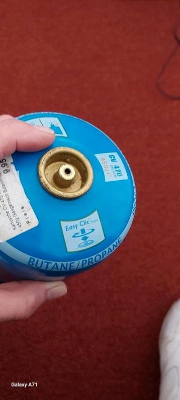 Camping BBQ's (2x) met gasfles en hoezen beschikbaar voor biedingen