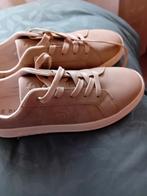 Bugatti Dames Schoenen Maat 39 Beige ZGAN, Beige, Bugatti, Ophalen of Verzenden, Sneakers of Gympen