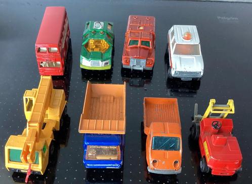 8x Matchbox,Lesney trucks,49,23,bus 17,59,Corgi Reliant TW9, Hobby en Vrije tijd, Modelauto's | 1:87, Gebruikt, Bus of Vrachtwagen