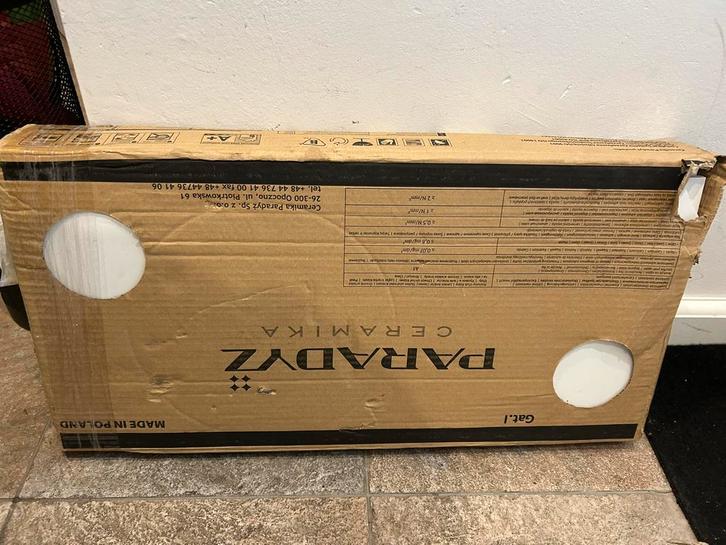 Witte matte tegels 30x60 (Praxis) - gratis af te halen, Doe-het-zelf en Verbouw, Tegels, Gebruikt, Wandtegels, Keramiek, 40 tot 60 cm