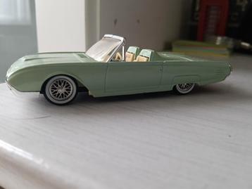 Ford Thunderbird 1961 Solido 1/43 beschikbaar voor biedingen