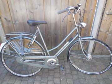 Oerdegelijke Gazelle Superieur. Dames fiets. beschikbaar voor biedingen