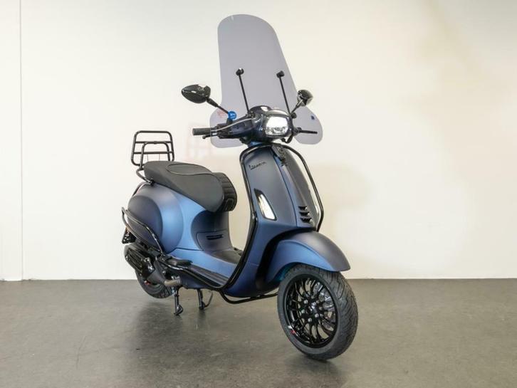 Vespa Sprint Opaco Blue NIEUW 0 KM CUSTOM, Fietsen en Brommers, Scooters | Vespa, Nieuw, Ophalen of Verzenden