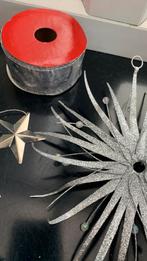 Mooie  kerststerren , ballen en breed zilver lint, Ophalen of Verzenden