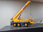 Te koop een mobiele hijskraan., Hobby en Vrije tijd, Modelauto's | 1:50, Ophalen of Verzenden, Zo goed als nieuw, Hijskraan, Tractor of Landbouw