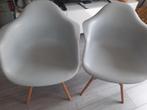 2 ZGAN Kuipstoeltjes - Design Stoelen, Huis en Inrichting, Hout, Twee, Ophalen of Verzenden, Zo goed als nieuw