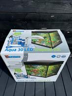 Aquarium Aqua 30 LED, Dieren en Toebehoren, Vissen | Aquaria en Toebehoren, Ophalen of Verzenden, Zo goed als nieuw, Leeg aquarium