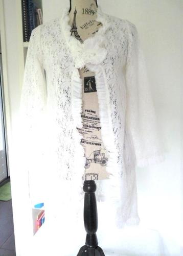 Apart wit vest jasje kantmotief met rusches , vintage mt 38- beschikbaar voor biedingen