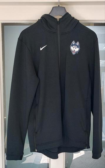 Nike hoodie maat M beschikbaar voor biedingen