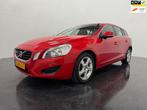 Volvo V60 1.6 T4 Momentum blis/adaptive cruise, Voorwielaandrijving, 15 km/l, Gebruikt, Zwart