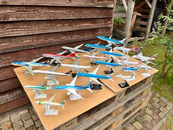 Grote verzameling model vliegtuigen, oa KLM, Emirate beschikbaar voor biedingen
