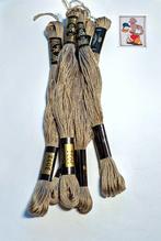 5x DMC mouline, grijs 3032, Hobby en Vrije tijd, Borduren en Borduurmachines, Mulhouse, France, Nieuw, Ophalen of Verzenden, Borduurgaren of Zijde