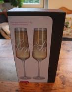 Gusta Champagne glazen 2 st. nieuw ongebruikt tekst Santé, Verzamelen, Nieuw, Overige typen, Ophalen of Verzenden
