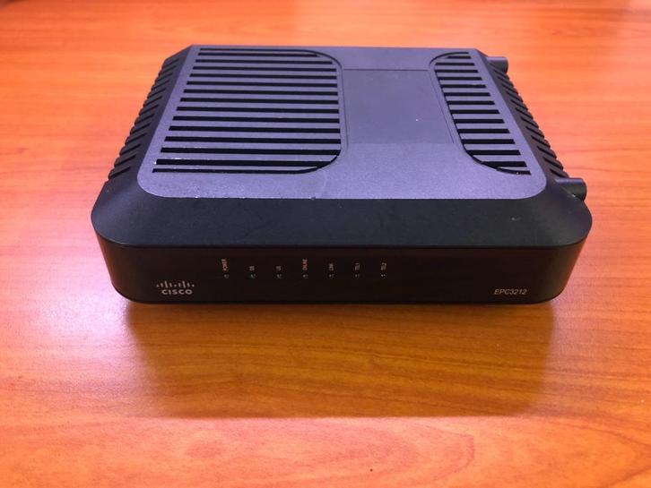 Cisco EPC3212 Router / Modem, Computers en Software, Routers en Modems, Gebruikt, Router met modem, Ophalen of Verzenden