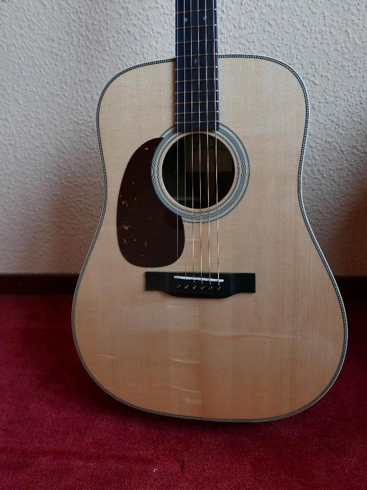 Linkhandige Eastman E8D linkshandig., Muziek en Instrumenten, Snaarinstrumenten | Gitaren | Akoestisch, Zo goed als nieuw, Western- of Steelstringgitaar