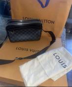 Louis Vuitton Messenger, Ophalen, Zo goed als nieuw, Zwart