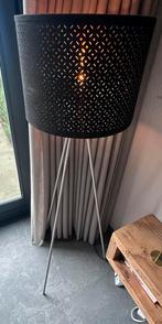 Staande lamp, Huis en Inrichting, Lampen | Vloerlampen, Ophalen, Zo goed als nieuw, 150 tot 200 cm